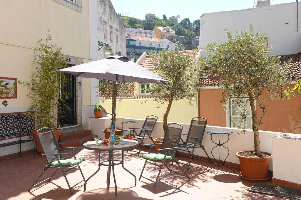 Costa Do Castelo Terrace, Em Rua Dos Lagares 8 Appartement Lissabon Kamer foto
